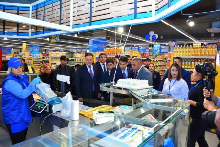 “Tamstore” marketlər şəbəkəsinin Ağstafada ilk mağazası əhalinin istifadəsinə verilib .