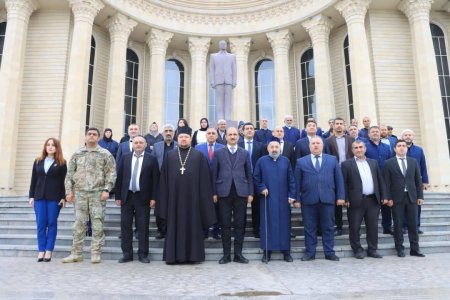 Gəncədə “Heydər Əliyev: dəyərlərimizin xilaskarı” mövzusunda tədbir keçirilib