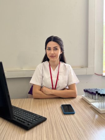 “Tibb bacılarımızı tanıyaq” rubrikası